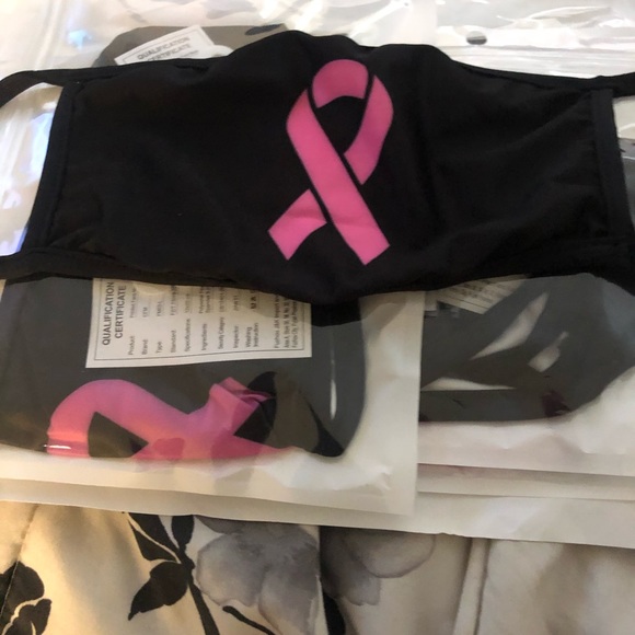 Brest cancer awareness mask - Picture 2 of 2